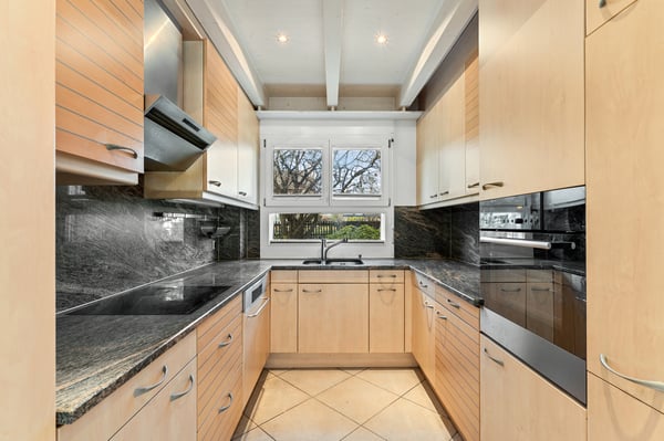 1.5 ZIMMER REIHENEINFAMILIENFERIENHAUS IM BAURECHT AN SEHR SCHÖNER UND 9