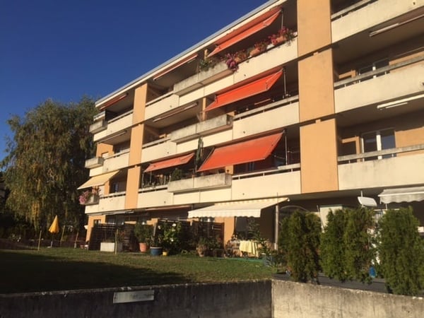 1.5 Zimmerwohnung mit Balkon in Remetschwil 1