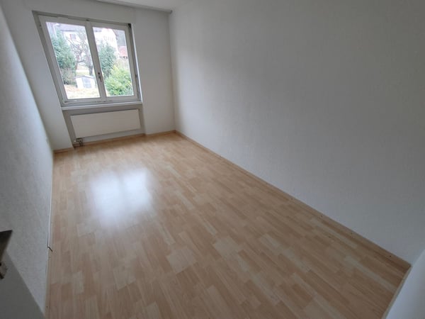 1.5 Zimmerwohnung mit Balkon in Remetschwil 9