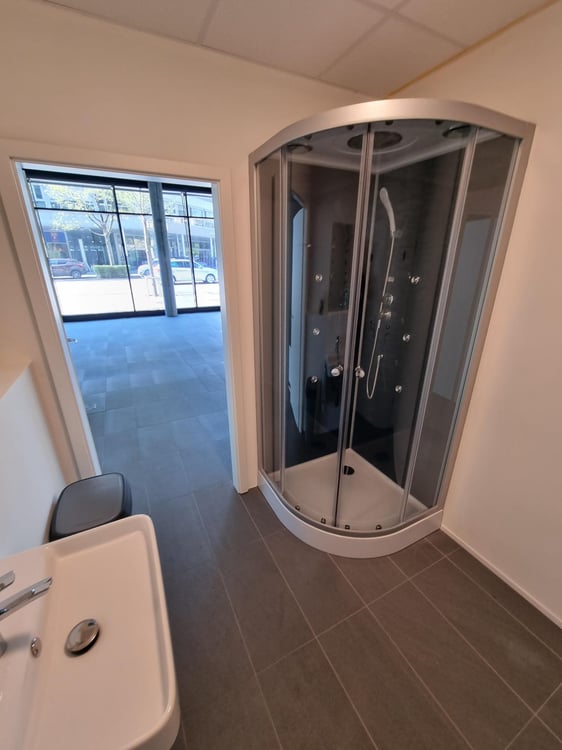 Attraktive und moderne Gewerbefläche im Herzen von Zug 12