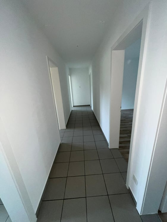 Attraktive 4.5-Zimmer-Wohnung zu vermieten in Sevelen! 9