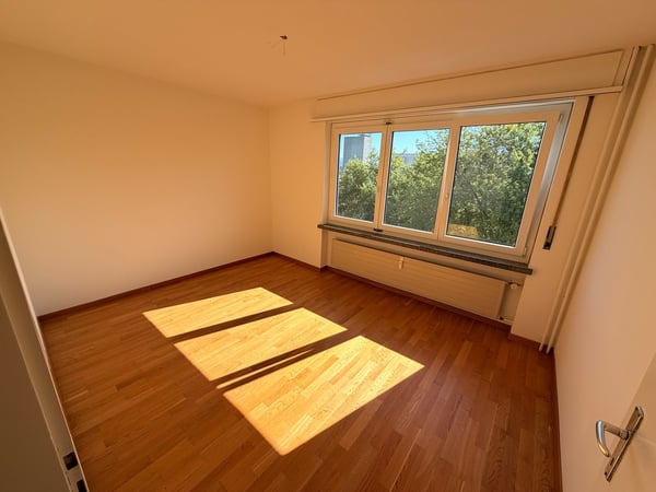 Helle 3.5-Zimmer-Wohnung mit Balkon und schöner Aussicht in Buchs SG 2