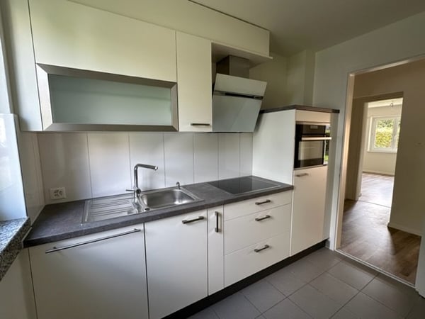 Wunderschöne und zentrale 3.0-Zimmerwohnung mit Gartensitzplatz in St. Gallen 3