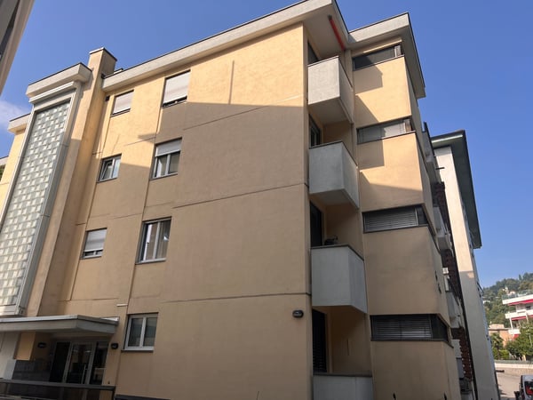 AFFITTASI LUMINOSO APPARTAMENTO RINNOVATO DI 1.5 LOCALI 2