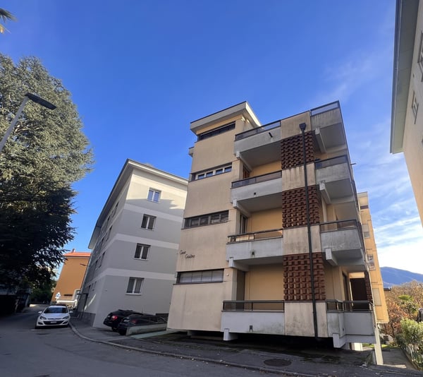 AFFITTASI LUMINOSO APPARTAMENTO RINNOVATO DI 1.5 LOCALI 1