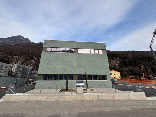 AFFITTASI A CRESCIANO CAPANNONE DI NUOVA COSTRUZIONE 5