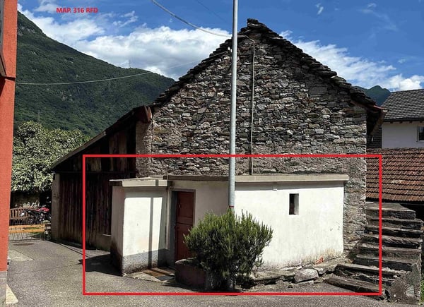 VENDESI CASA UNIFAMILIARE - GNOSCA (BELLINZONA) 12