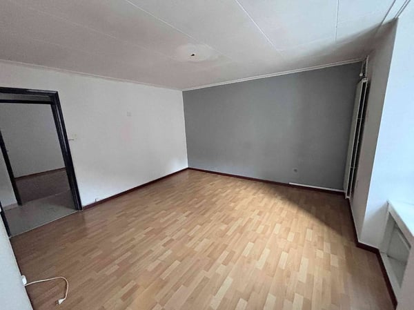 VENDESI CASA UNIFAMILIARE - GNOSCA (BELLINZONA) 3