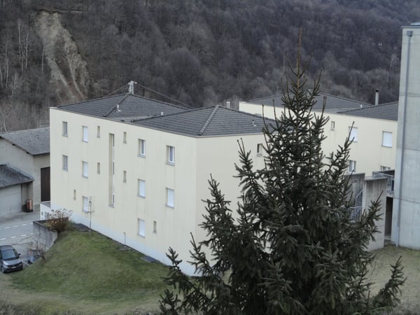 Vendesi due luminosi appartamenti/studi di 4 locali ciascuno - Mesocco 3