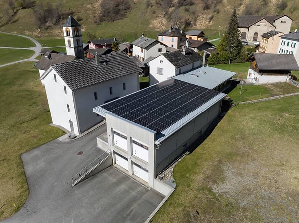 AFFITTASI A MESOCCO SPAZI ARTIGIANALI/DEPOSITI 1