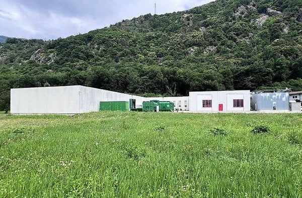 VENDESI STABILE INDUSTRIALE - SAN VITTORE (GR) 1