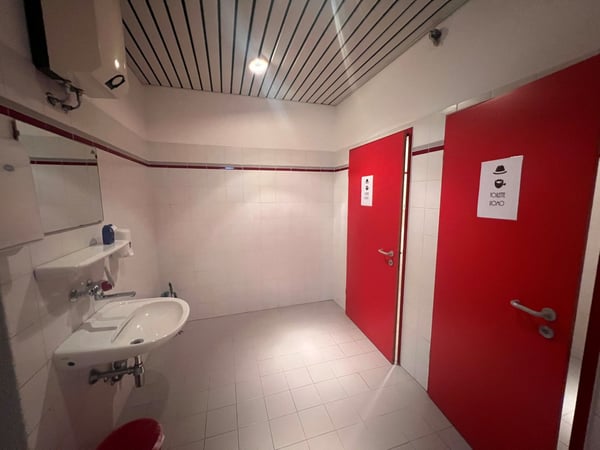 AFFITTASI A CADENAZZO RISTORANTE DI CA. 282 mq 8