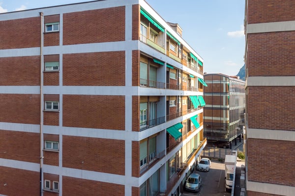 9100, Solatia 1, Lugano, Corso Elvezia, Negozio 5 1