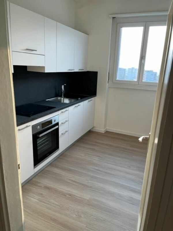 8900 Chiasso, Via G. Guisan 21a, appartamento no. 2135