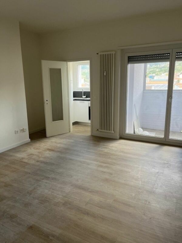 8900 Chiasso, Via G. Guisan 19, appartamento no. 1902