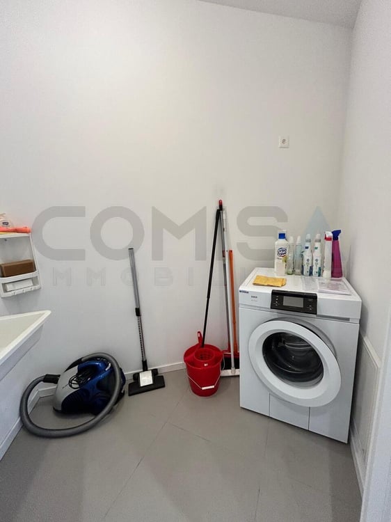 LUGANO Moderno appartamento 2.5 locali 12
