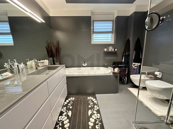 Viganello-Lugano Elegante appartamento 5.5 locali con giardino privato 6