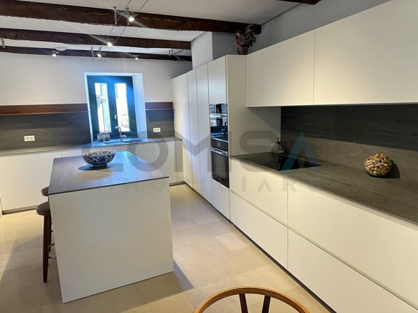 MUZZANO  Villa di charme 6.5 locali giardino e vista lago 5