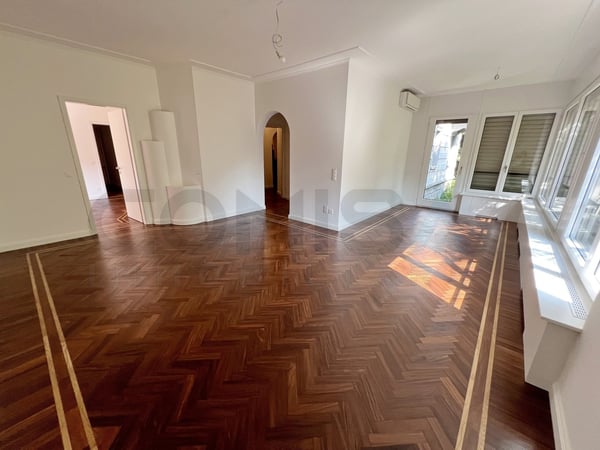 LUGANO CENTRO Appartamento signorile di 10.5 locali con giardino 11