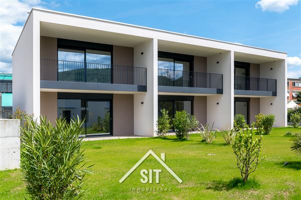 Bild Caslano: Casa a schiera 4.5 locali