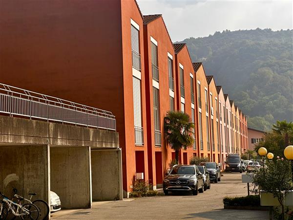 Chiasso: Casa unifamiliare 1.5 locali 1