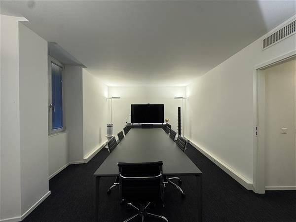 Lugano: Ufficio 2 locale 8