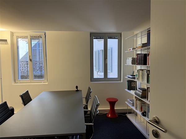 Lugano: Ufficio 2 locale 4