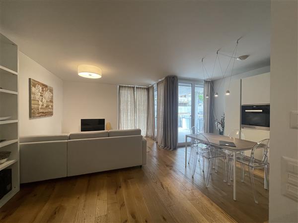 Lugano: Appartamento arredato  2.5 locali 4
