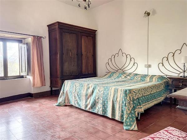 San Dalmazio - Pomarance: Casale 6 locali 9