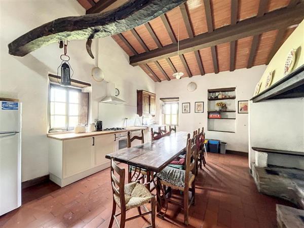 San Dalmazio - Pomarance: Casale 6 locali 10