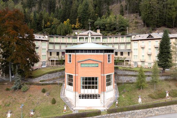 Sondalo: Albergo 200 locali 3