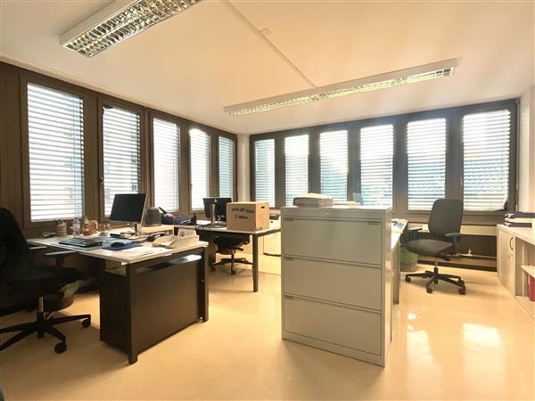 Viganello: Ufficio 8 locali 1