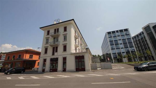 Chiasso: Palazzo a reddito 19 locali 11