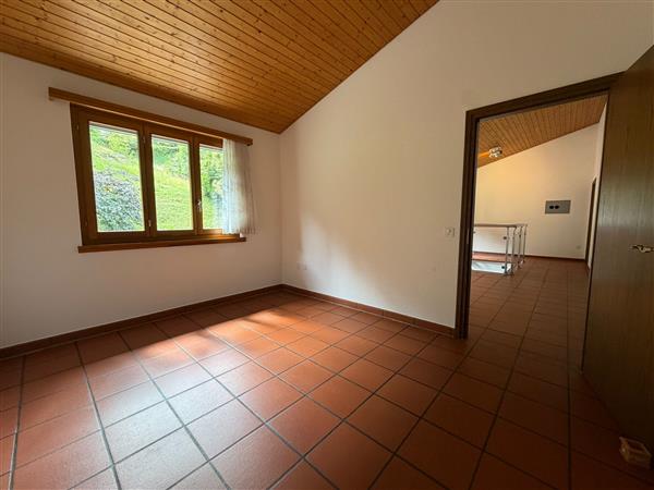 SEMIONE: Casa bifamiliare 9 locali 8
