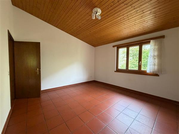 SEMIONE: Casa bifamiliare 9 locali 7