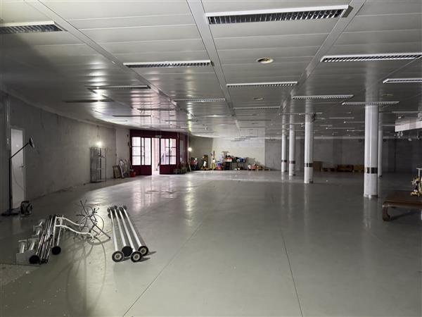 Mendrisio: Spazio commerciale 1 locale 10