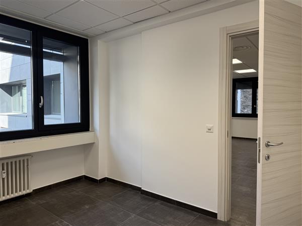 Lugano: Ufficio 5 locali 5