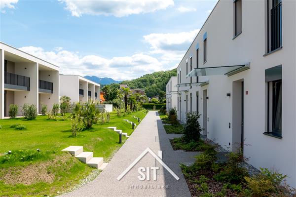 Caslano: Casa a schiera 2.5 locali 11