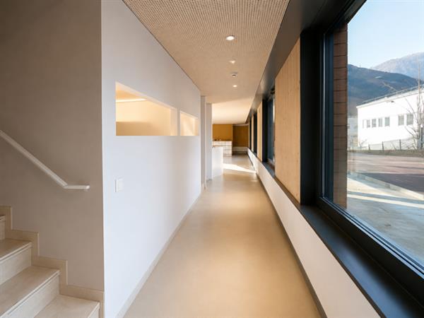 Lamone: Ufficio 1 locale 5