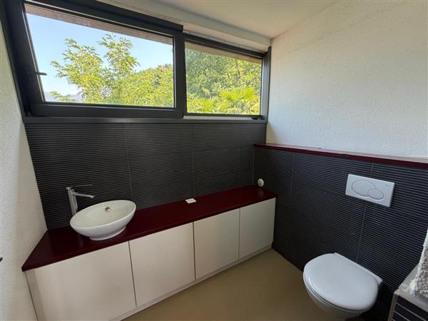 Lamone: Ufficio 1 locale 9