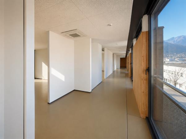 Lamone: Ufficio 1 locale 7