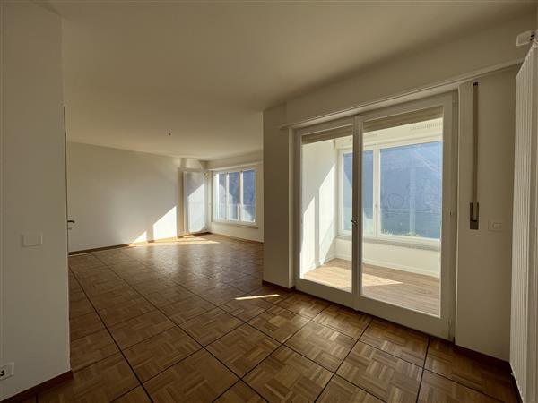 Lugano: Casa a schiera 3.5 locali 8