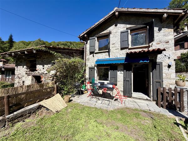 Curtina: Casa arredata 3.5 locali