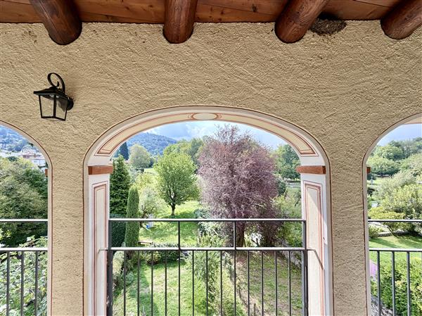 Origlio: Attico duplex 6 locali 4