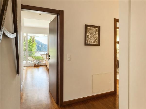 Castagnola: Villa 7 locali 11