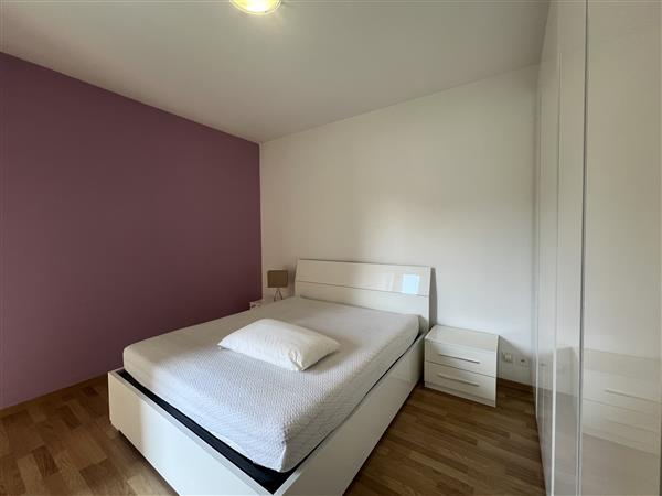 Lugano: Appartamento arredato 3.5 locali 10