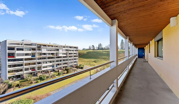 EXKLUSIVE 6.5-ZIMMER-ATTIKA-MAISONETTE IN DER STADT LUZERN – VIEL RAUM FÜR IHRE WOHNIDEEN ***** 3