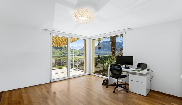 TRAUMHAFTE AUSSICHT SUCHT NEUE GENIESSER – STILVOLL RESIDIEREN ÜBER DEM SEE ***** 12