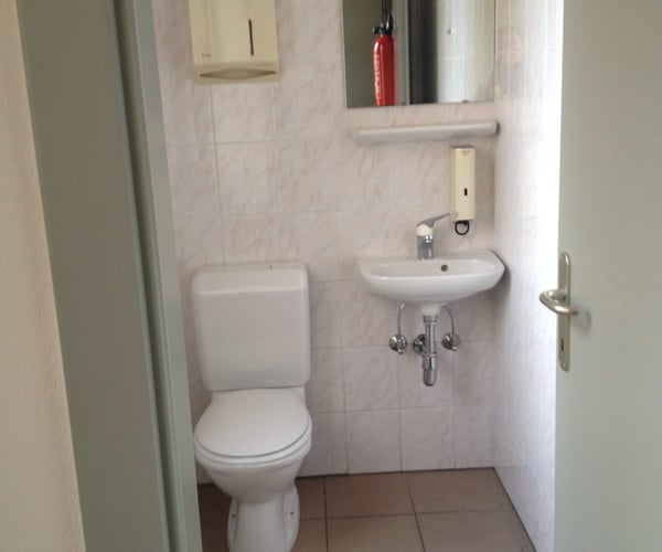 Locale commerciale - Via Besso 22 - Lugano 3