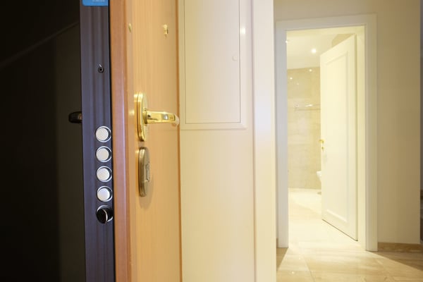 Affittasi appartamento di alto standing, lungolago Lugano 2° Piano 3